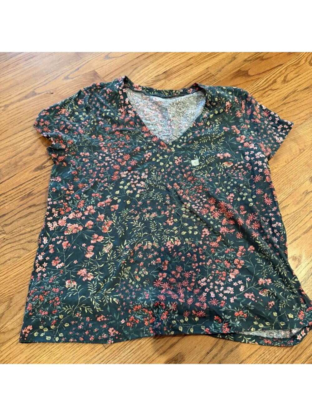Loft Womens Green Floral V Neck T Shirt New Large